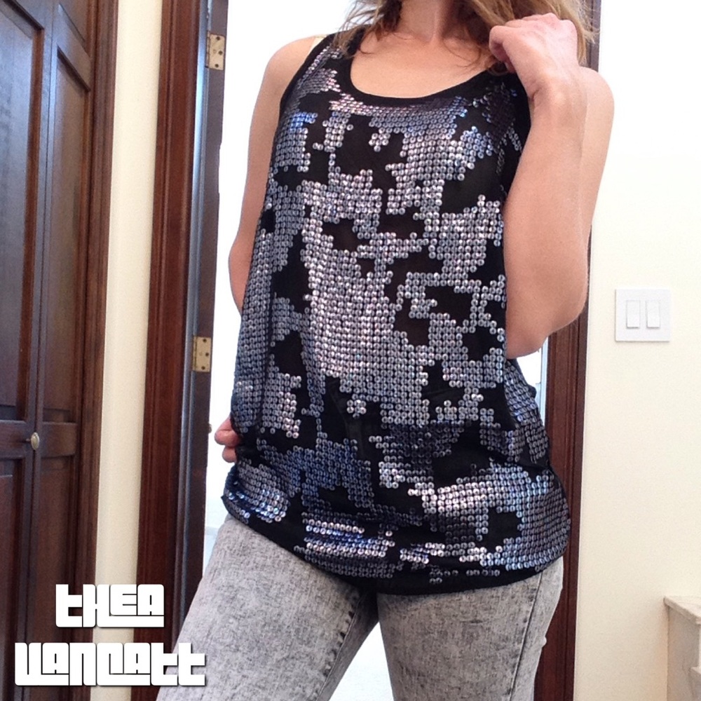 SPARKLE & FADE - Sequin Sassafras Saturday Top! <3 - Picture 1 of 6